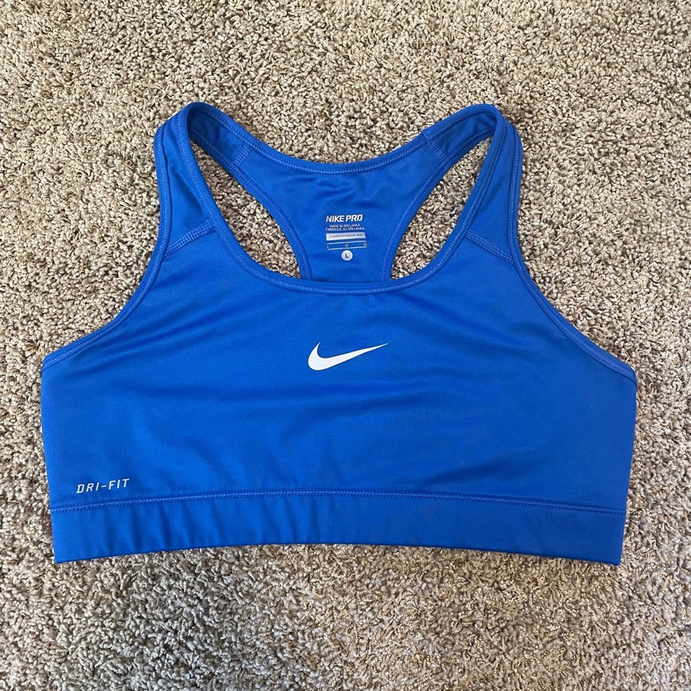 Nike Pro sports bra
